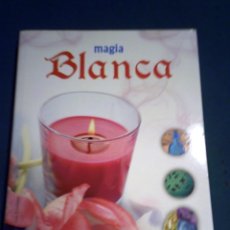 Libros de segunda mano: MAGIA BLANCA (PODERES OCULTOS) LIBRO DE JUAN ECHENIQUE - LIBSA 2011. Lote 342624788