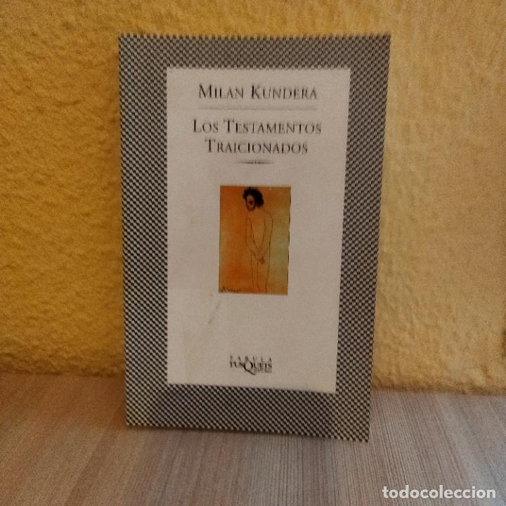 Libros de segunda mano: Los testamentos traicionados - Foto 1