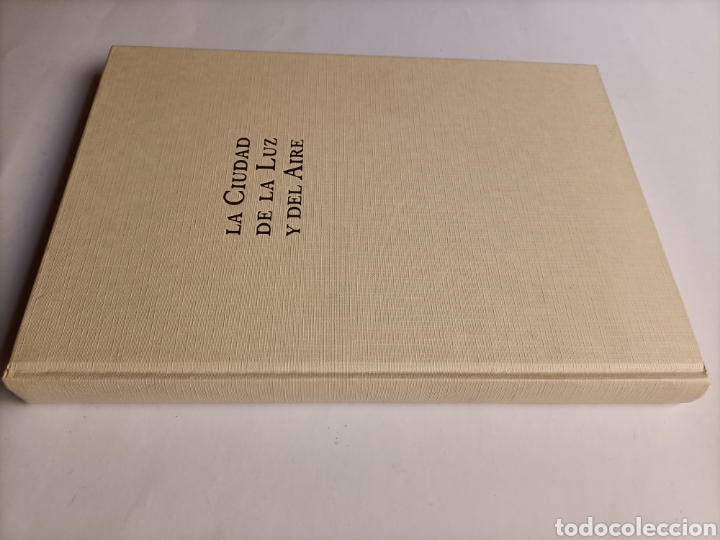 Libros de segunda mano: La ciudad de la luz y del aire. Ayuntamiento de Cuenca 2002