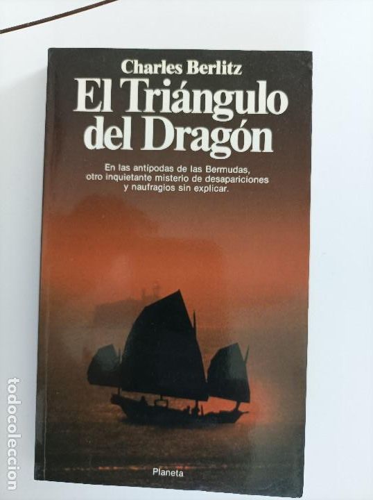 Libros de segunda mano: El triangulo del drag&oacute;n. Autor Charles Berlitz - Foto 1