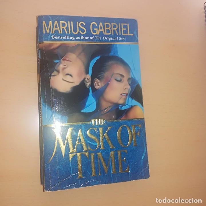 Libros de segunda mano: The Mask of Time de Marius Gabriel - En ingl&eacute;s - Foto 1