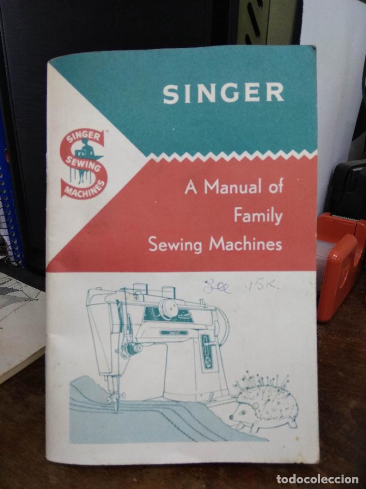 Libros de segunda mano: Manual Singer en ingl&eacute;s. A&ntilde;os 60. L-29644 - Foto 1