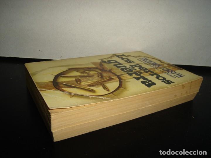 Libros de segunda mano: 16- LOS PERROS DE LA GUERRA - FREDERICK FORSYTH - Foto 3