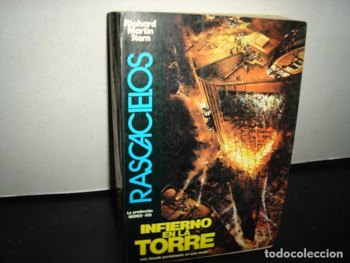 Libros de segunda mano: 16- RASCACIELOS - RICHARD MARTIN STERN - Foto 1