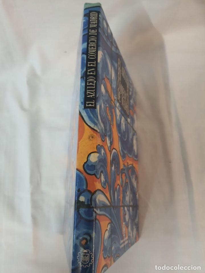 Libros de segunda mano: EL AZULEJO EN EL COMERCIO DE MADRID -5 - Foto 4
