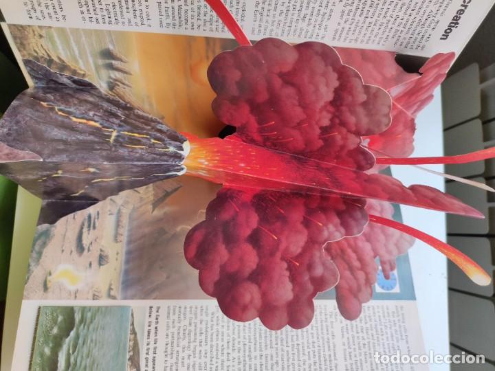 Libros de segunda mano: Evolution. Pop up - Foto 3