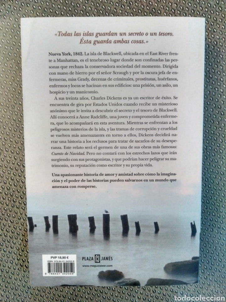 Libros de segunda mano: La leyenda de la isla sin voz / Vanessa Montfort. - Foto 3