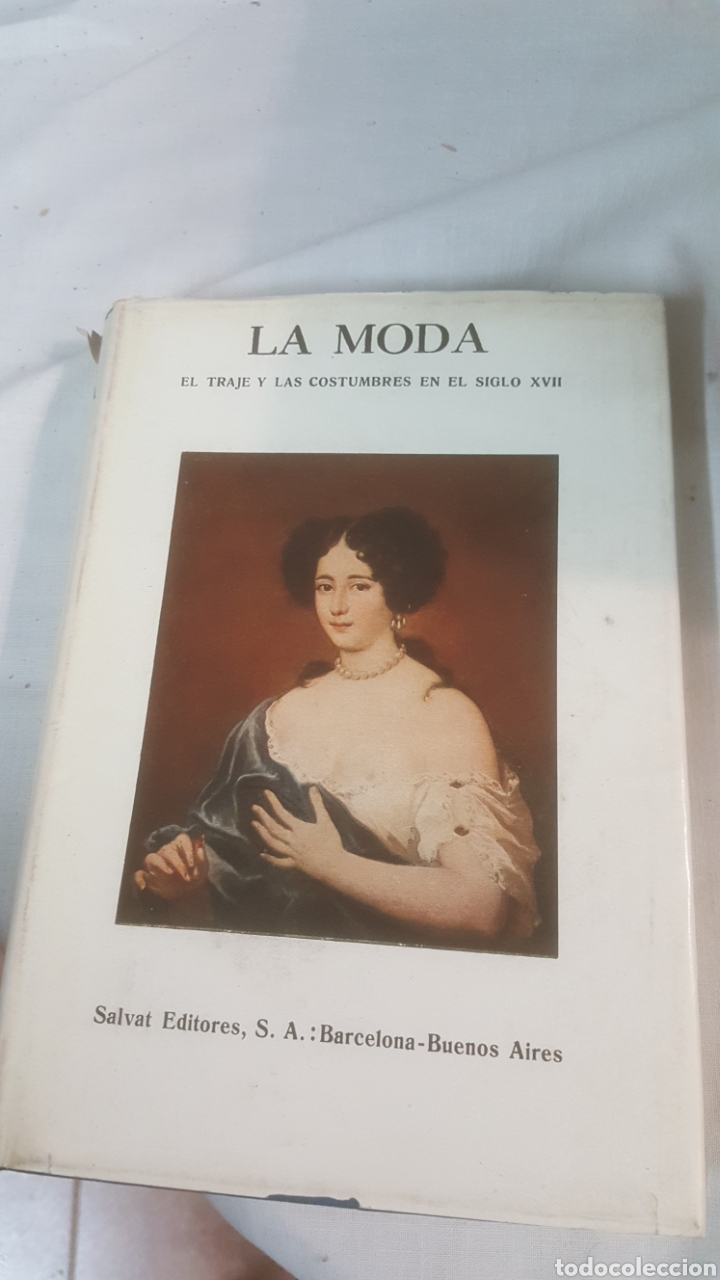Libros de segunda mano: LOTE 12 LIBROS LA MODA DE SALVAT - Foto 8