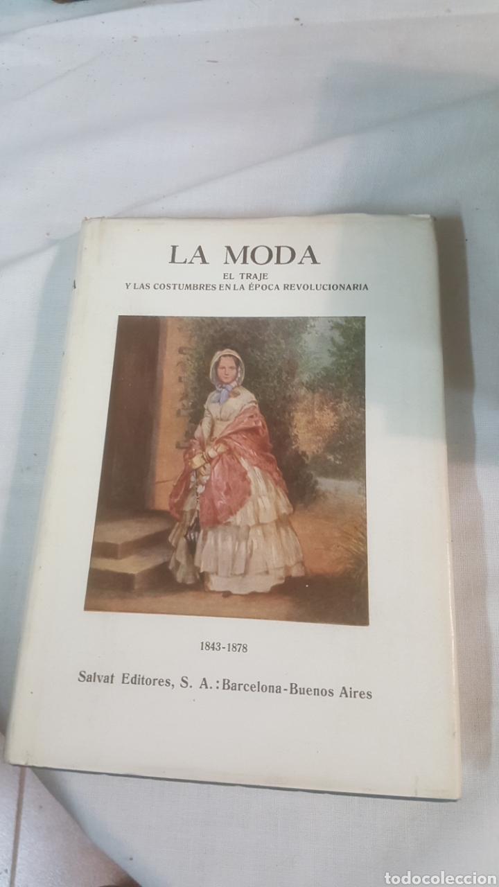 Libros de segunda mano: LOTE 12 LIBROS LA MODA DE SALVAT - Foto 17