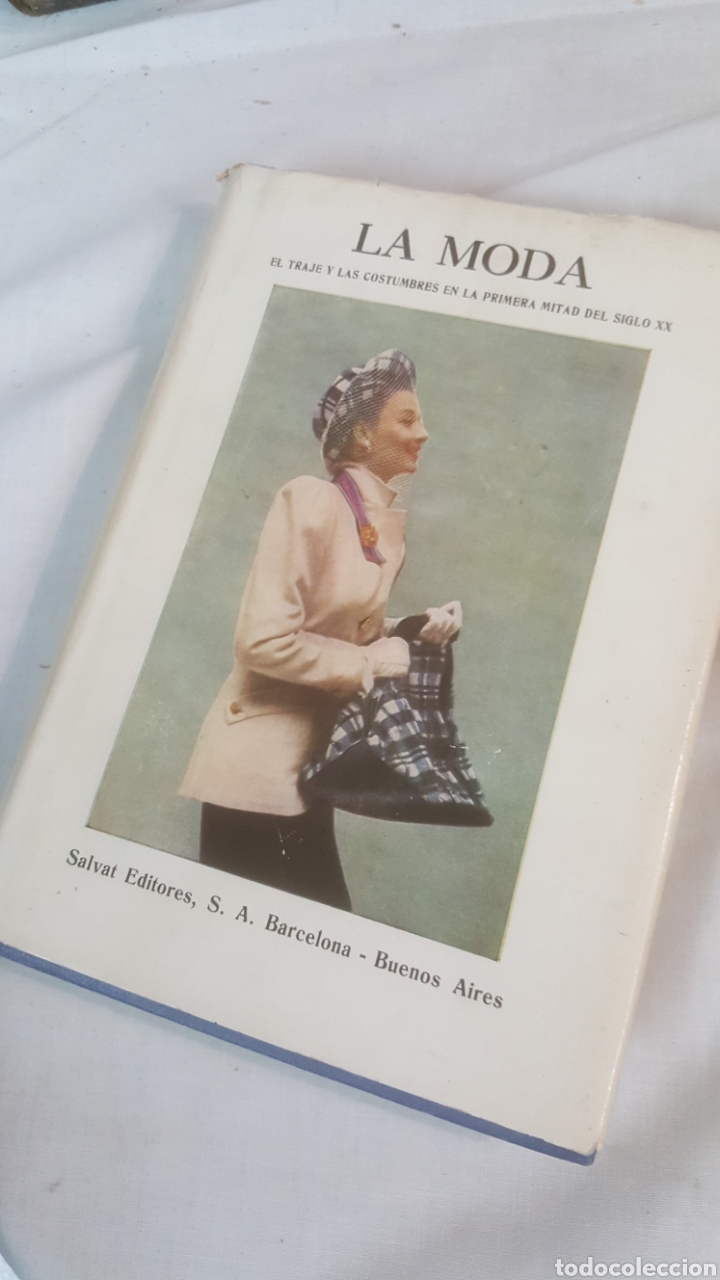 Libros de segunda mano: LOTE 12 LIBROS LA MODA DE SALVAT - Foto 29