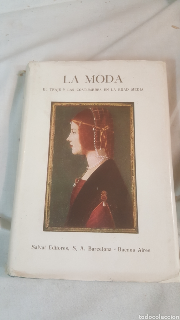 Libros de segunda mano: LOTE 12 LIBROS LA MODA DE SALVAT - Foto 35