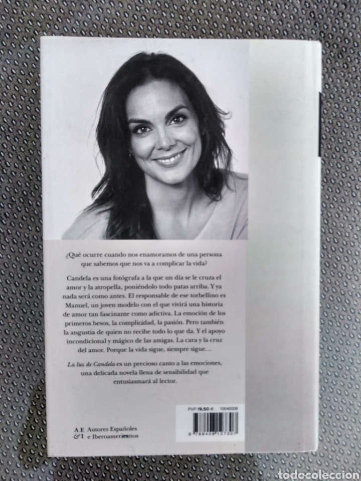 Libros de segunda mano: La luz de Candela / M&oacute;nica Carrillo - Foto 3