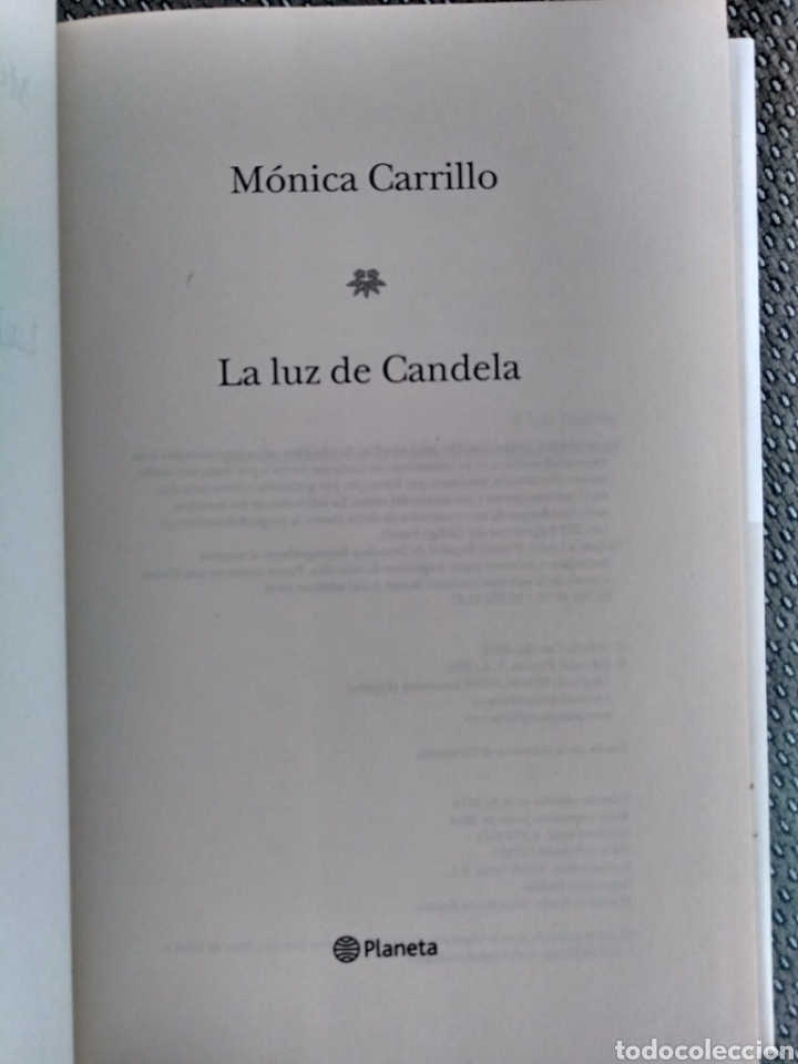 Libros de segunda mano: La luz de Candela / M&oacute;nica Carrillo - Foto 2