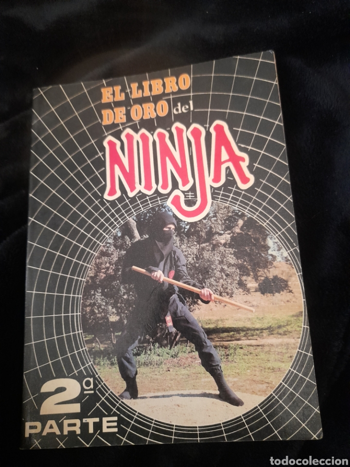 Libros de segunda mano: El libro de oro del Ninja, 1 edici&oacute;n de 1987 - Foto 1