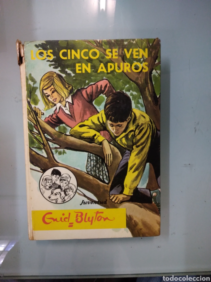 Libros de segunda mano: Enid Blyton, Los cinco se ven en apuros - Foto 1