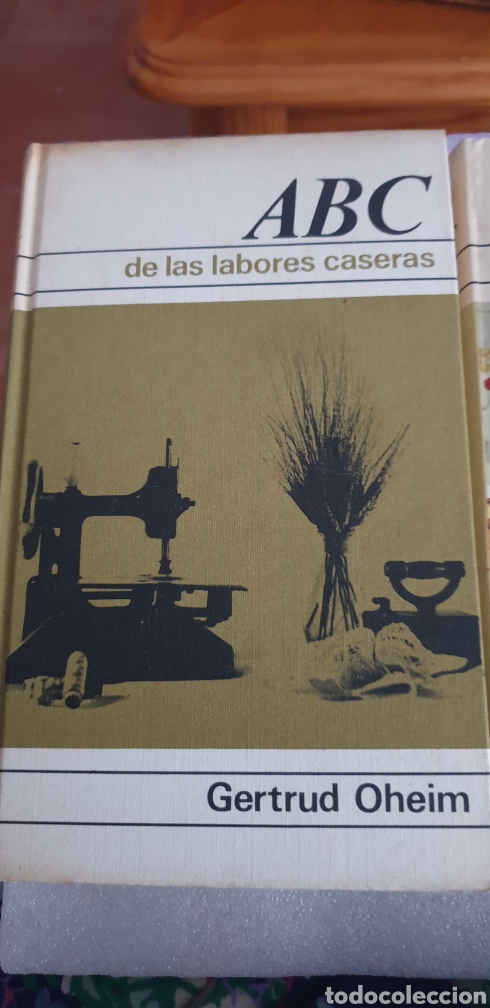 Libros de segunda mano: ABC el libro de las labores caseras - Foto 1