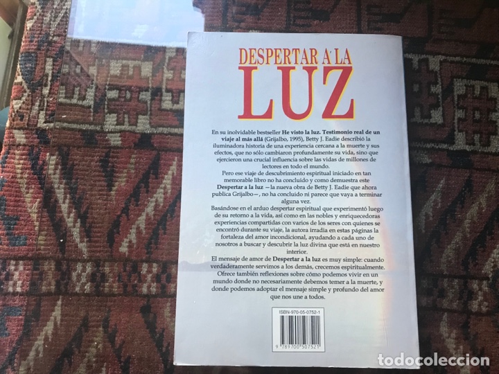 Libros de segunda mano: Despertar a la luz. Betty J. Eadie. Grijalbo - Foto 3