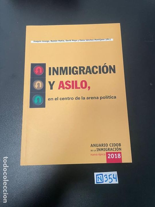 Libros de segunda mano: Inmigraci&oacute;n y asilo - Foto 1