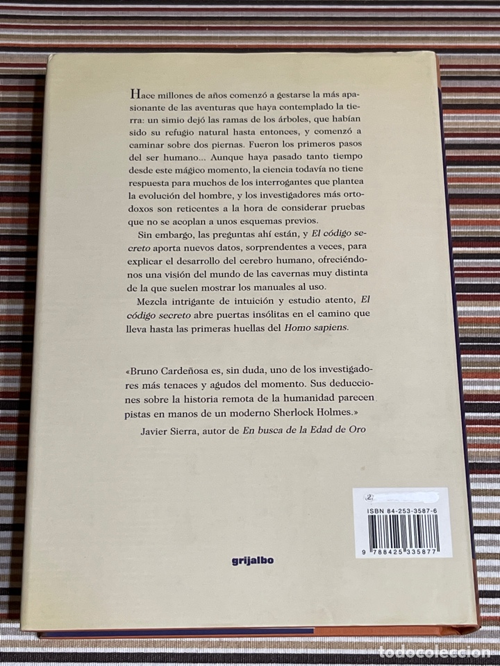 Libros de segunda mano: El c&oacute;digo secreto. Bruno Carde&ntilde;osa - Foto 2