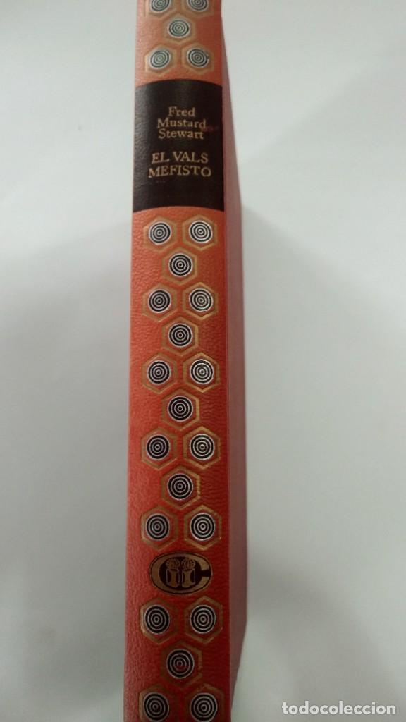 Libros de segunda mano: El Vals Mefisto Fred Mustard Stewart - Foto 3