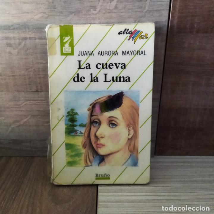 Libros de segunda mano: La cueva de la Luna - Foto 2