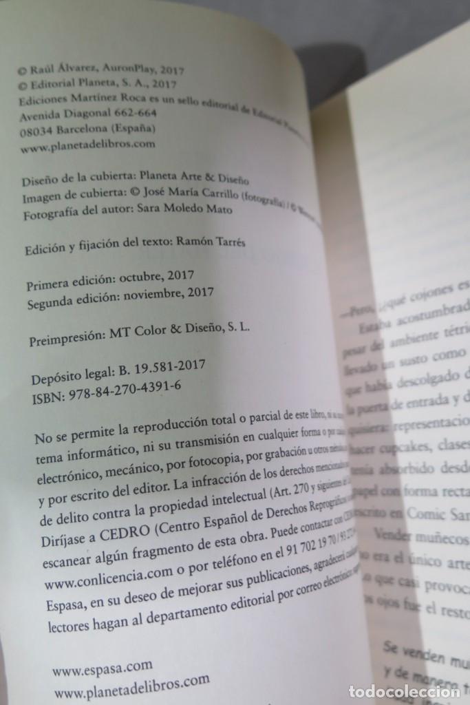 Libros de segunda mano: AURONPLAY. RAUL ALVAREZ. EL JUEGO DEL HATER - Foto 2