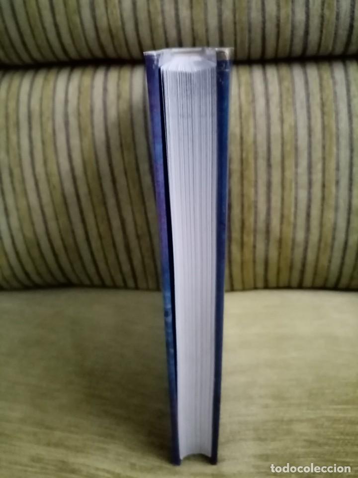 Libros de segunda mano: MITOS Y LEYENDAS Philip Wilkinson - Foto 4