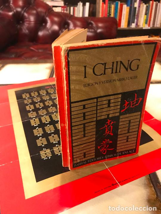 Libros de segunda mano: I Ching. Edici&oacute;n y versi&oacute;n de Mirko Lauer. INCLUYE DESPLEGABLE CON LOS HEXAGRAMAS - Foto 1
