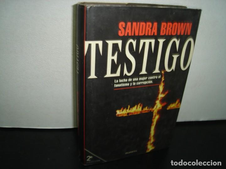 Libros de segunda mano: 27- TESTIGO - SANDRA BROWN - PRIMERA EDICI&Oacute;N 1998 - Foto 1