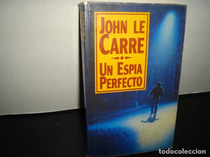 Libros de segunda mano: 27- UN ESP&Iacute;A PERFECTO - JOHN LE CARRE - Foto 1