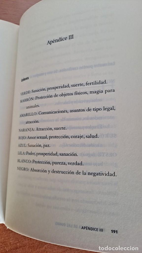Libros de segunda mano: LISA PESCHEL - GUIA PRACTICA DE LAS RUNAS + BOLSA CON 24 RUNAS - Foto 5