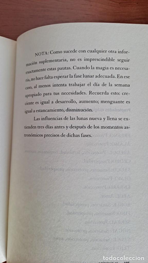 Libros de segunda mano: LISA PESCHEL - GUIA PRACTICA DE LAS RUNAS + BOLSA CON 24 RUNAS - Foto 9