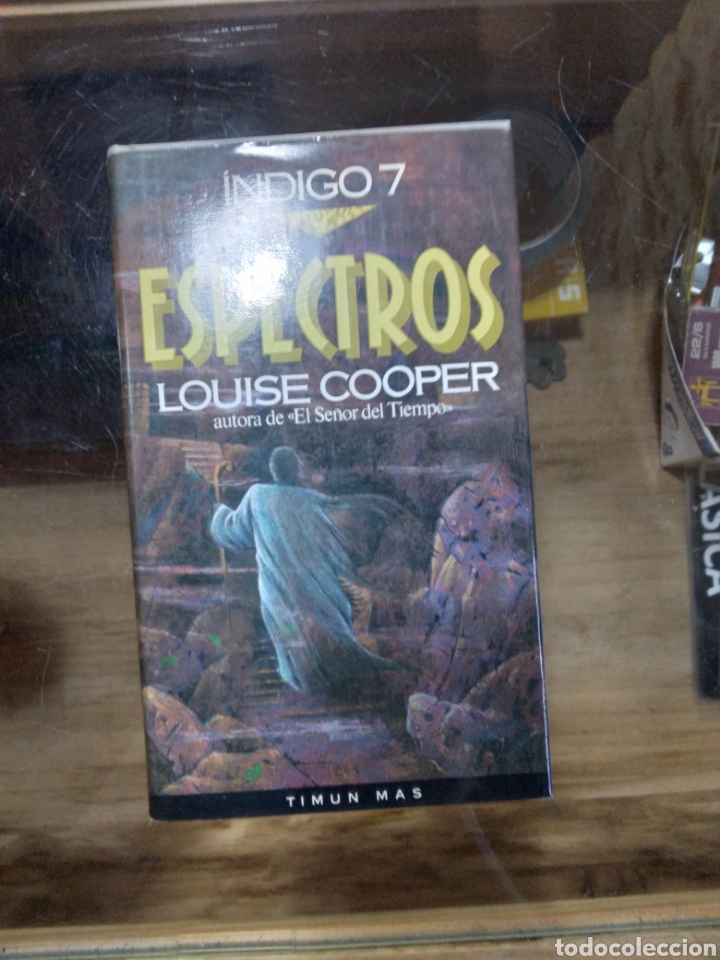 Libros de segunda mano: Louise Cooper,Espectros,Indigo 7,Timun - Foto 1