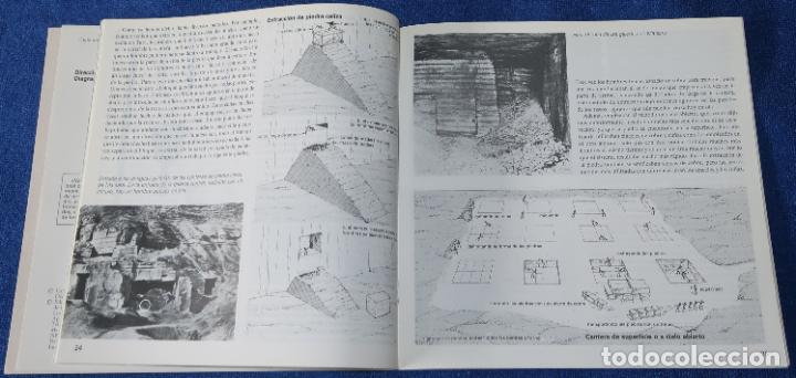 Libros de segunda mano: Las pir&aacute;mides - John Weeks - Akal (1990) - Foto 4