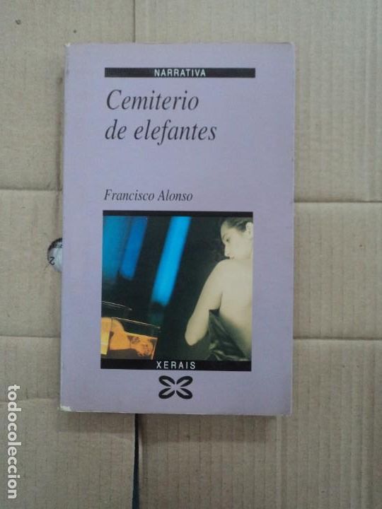 Libros de segunda mano: Cemiterio de elefantes - Francisco Alonso - Foto 1