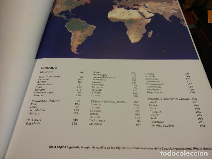Libros de segunda mano: ATLAS UNIVERSAL OCEANO. VOLUMEN 2. EDICIONES OCEANO - Foto 2