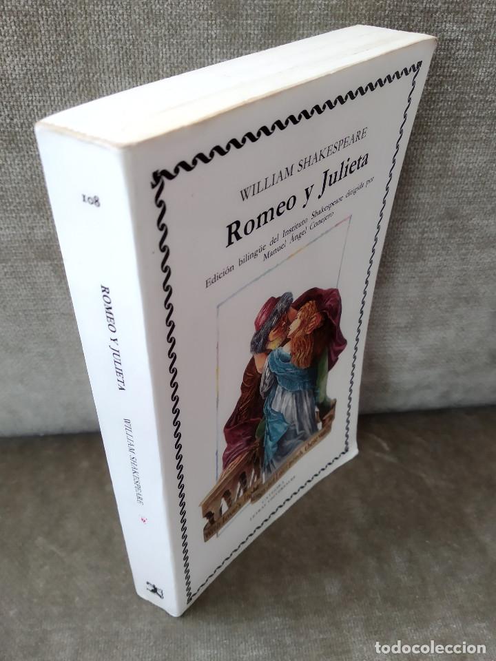 Libros de segunda mano: WILLIAM SHAKESPEARE - ROMEO Y JULIETA - C&Aacute;TEDRA, 1997 - EDICI&Oacute;N BILING&Uuml;E - Foto 2