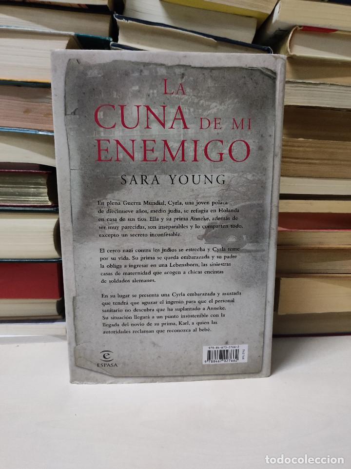 Libros de segunda mano: LA CUNA DE MI ENEMIGO SARA YOUNG - Foto 2