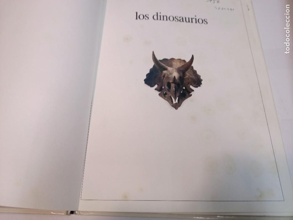 Libros de segunda mano: Los dinosaurios. Biblioteca visual Altea SA10781 - Foto 3