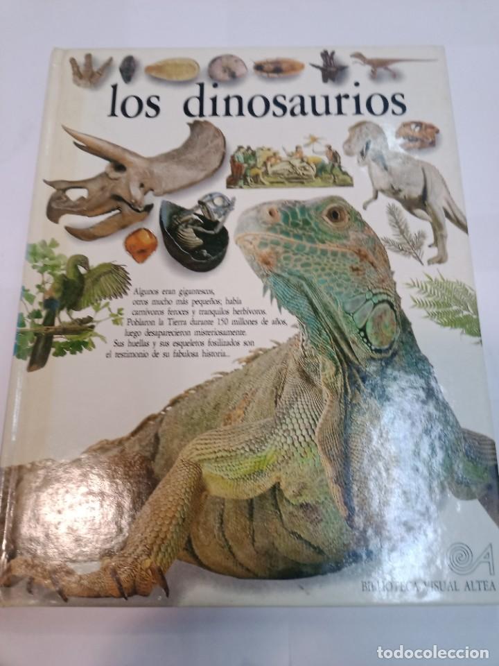 Libros de segunda mano: Los dinosaurios. Biblioteca visual Altea SA10781 - Foto 1