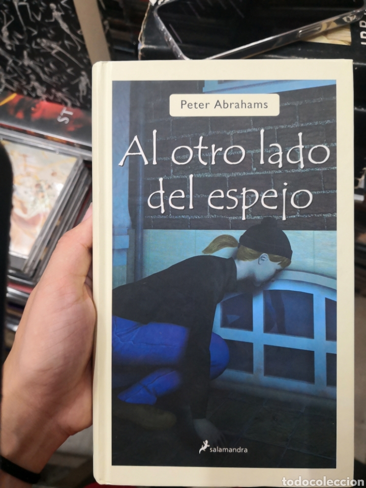 Libros de segunda mano: Al otro lado del espejo Peter Abrahams - Foto 1