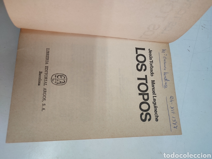 Libros de segunda mano: Los topos Jes&uacute;s Torbado Leguineche - Foto 4