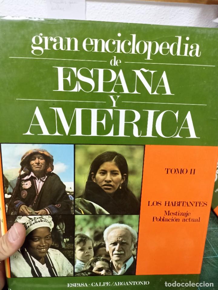 Libri di seconda mano: Gran enciclopedia de Espa&ntilde;a y Am&eacute;rica. T. II. Los habitantes