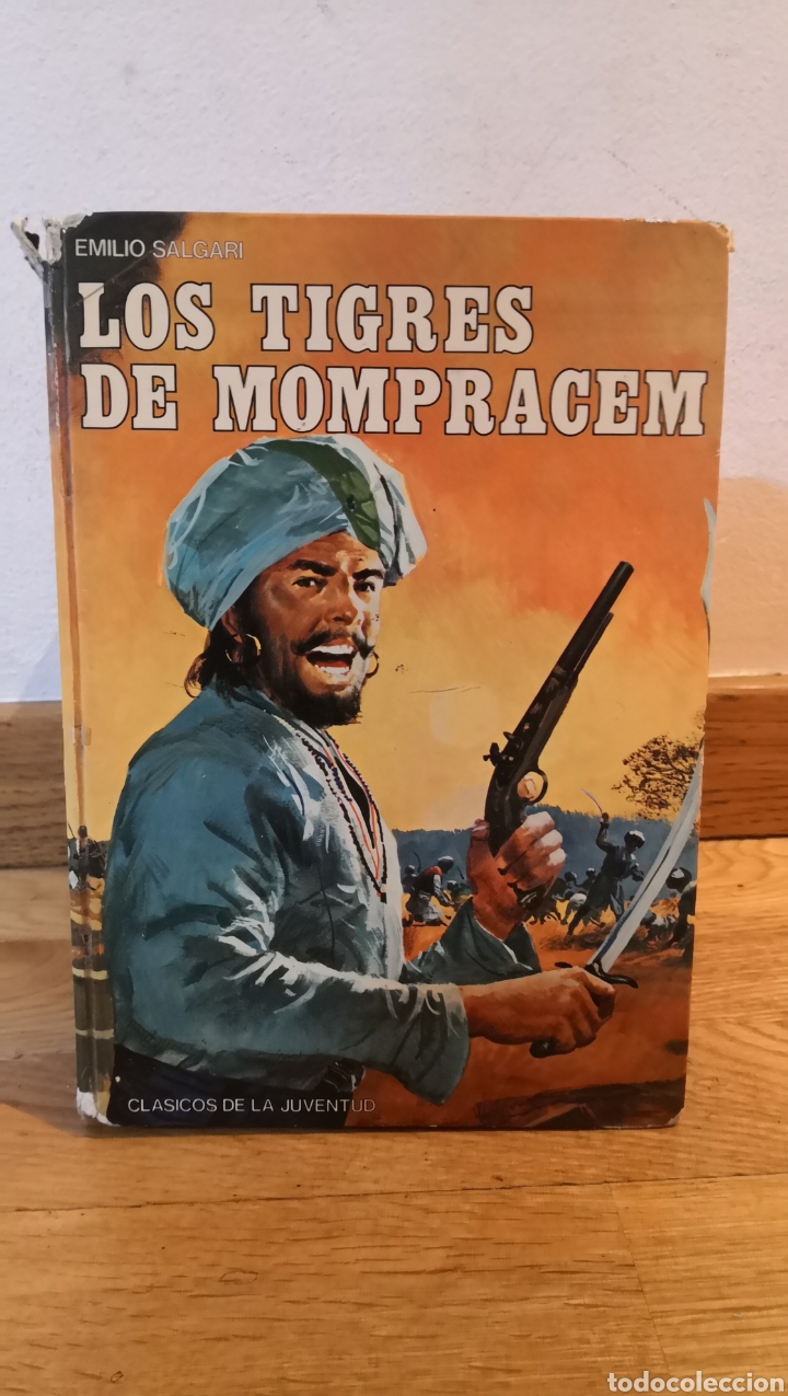 Libros de segunda mano: Los tigres de mompracem Emilio Salgari - Foto 1