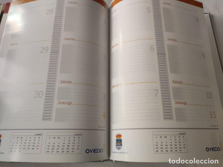 Libros de segunda mano: Agenda 2004. Oviedo;/ - Foto 3