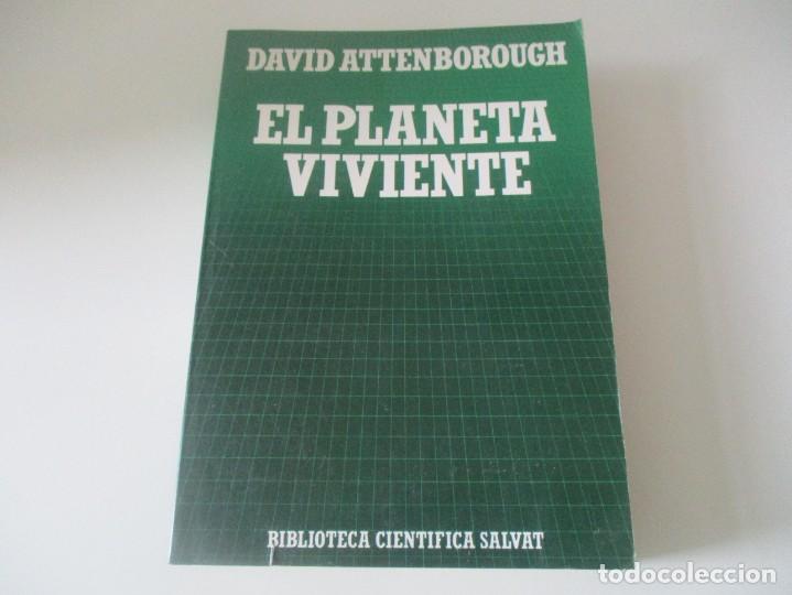 Libros de segunda mano: DAVID ATTENBOROUGH El planeta viviente W14314 - Foto 1