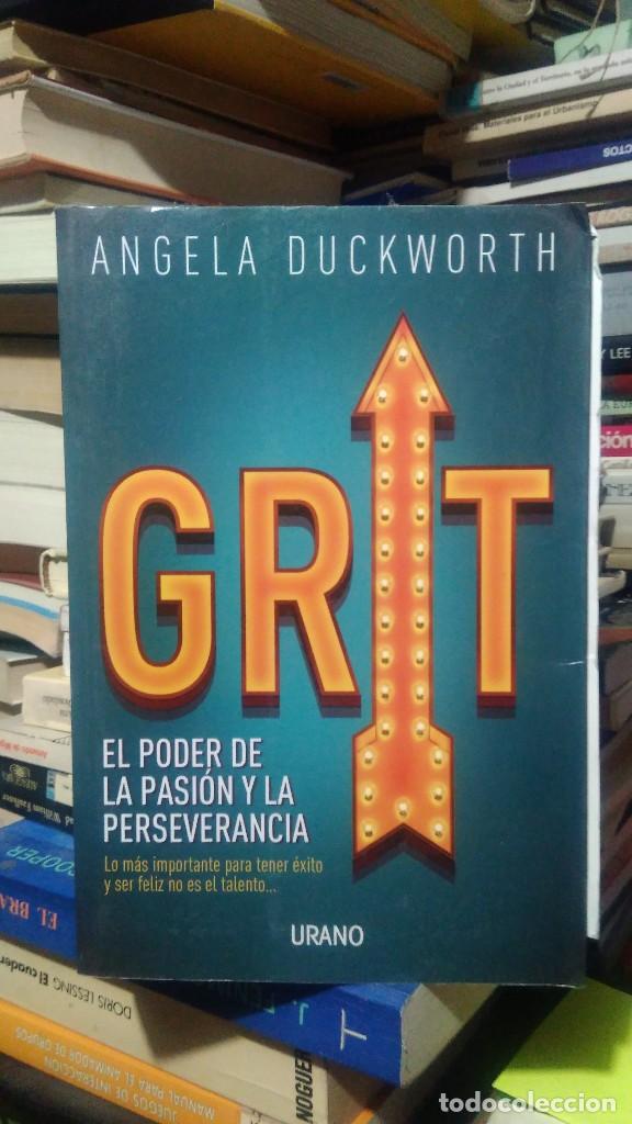 Libros de segunda mano: EL PODER DE LA PASI&Oacute;N Y DE LA PERSEVERANCIA, ANGELA DUCKWORTH, ED. URANO - Foto 1