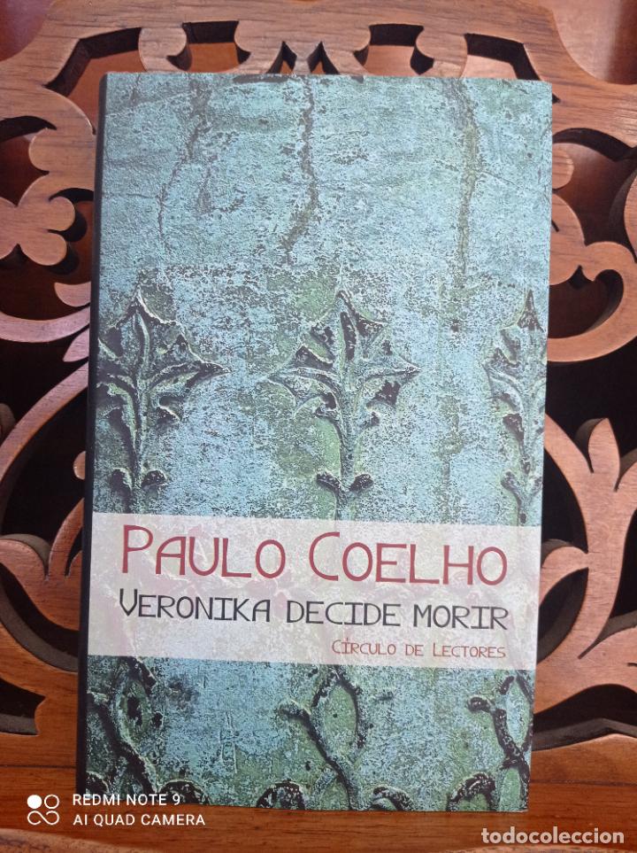 Libros de segunda mano: VERONIKA DECIDE MORIR, PAULO COELHO. CIRCULO DE LECTORES 2000 - Foto 2