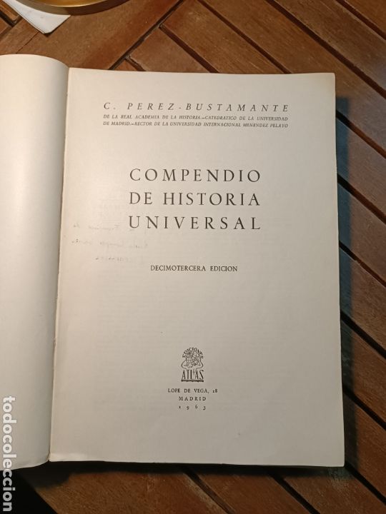 Libros de segunda mano: Compendio de historia universal perez bustamente Madrid 1963 - Foto 2
