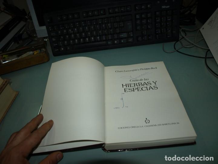 Libros de segunda mano: Guia de hierbas y especias,Claire, Omega - Foto 2